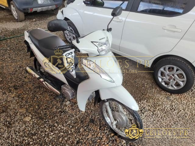 LOTE 24 HONDA ELITE 125 CBS V-MATIC 2023/2024 